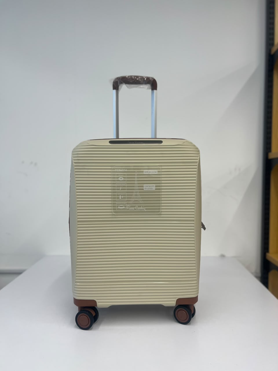 حقيبة سفر كابينة صلبة من Pierre Cardin