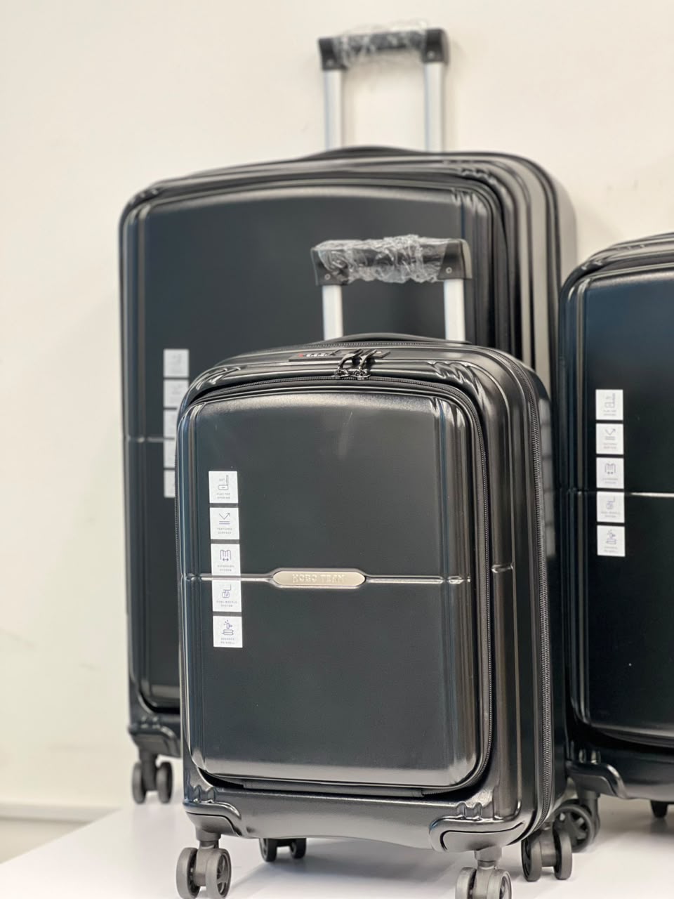 حقيبة سفر ROBO TRIP Premium-اسود