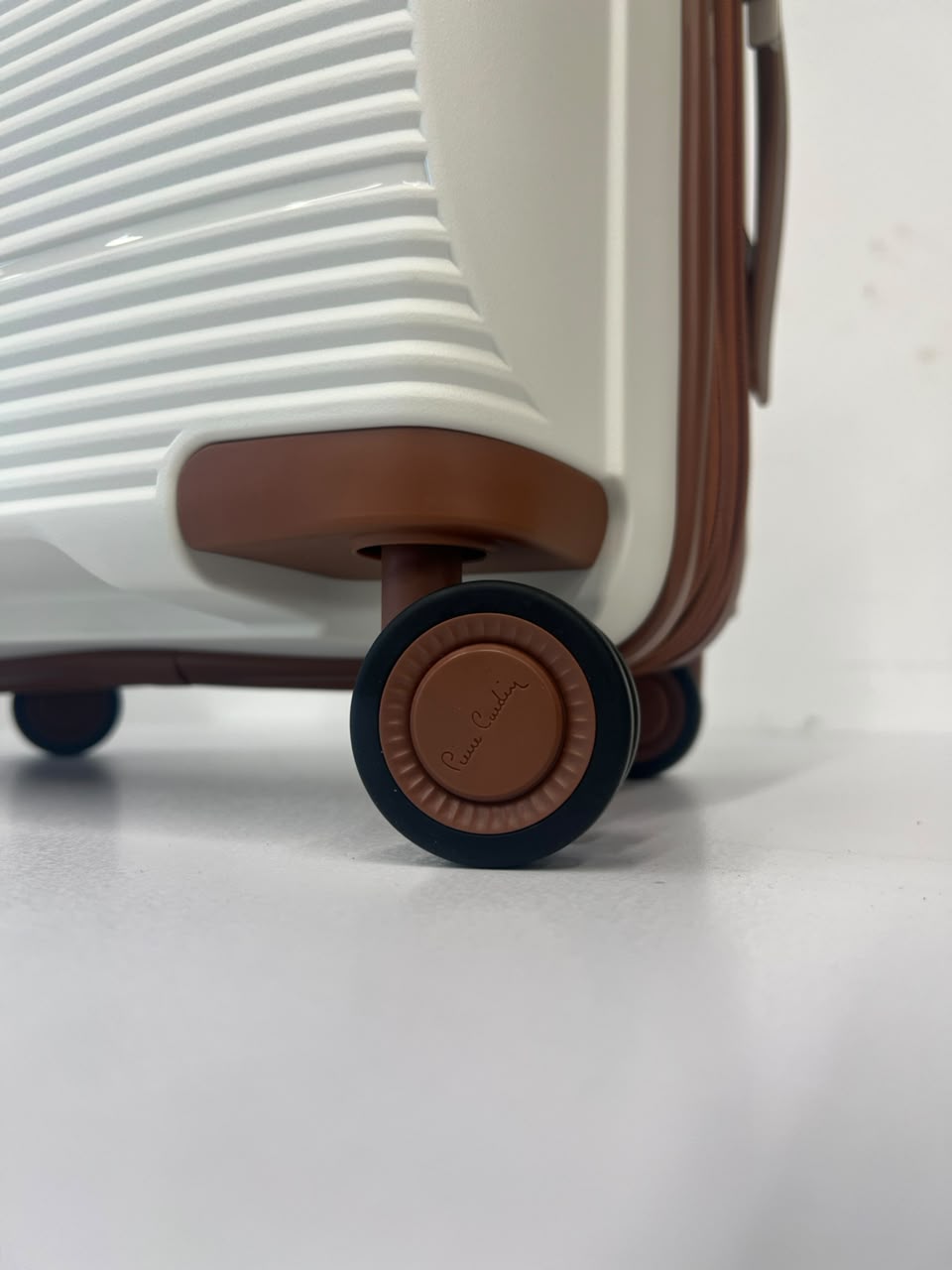 حقيبة سفر كابينة Pierre Cardin