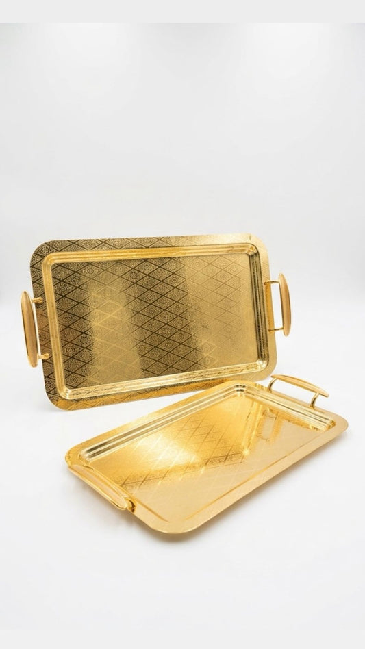 طقم صواني تقديم فاخرة باللون الذهبي – تصميم أنيق بلمسة ملكية